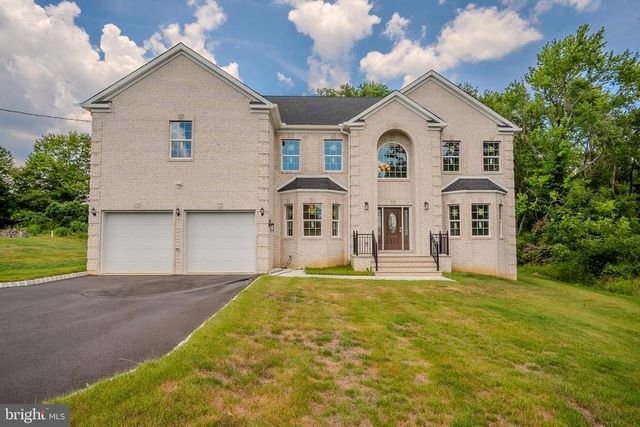 840 RIDGE RD, Monmouth Junction, NJ 08852