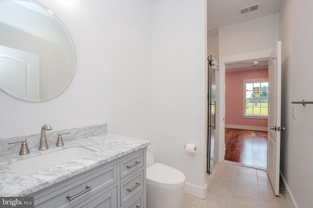 840 RIDGE RD, Monmouth Junction, NJ 08852