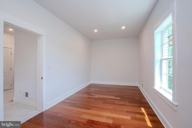 840 RIDGE RD, Monmouth Junction, NJ 08852