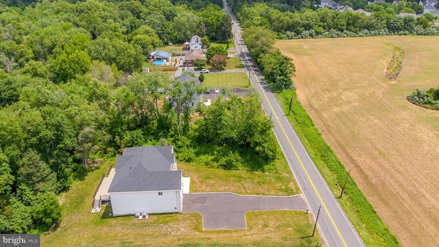 840 RIDGE RD, Monmouth Junction, NJ 08852