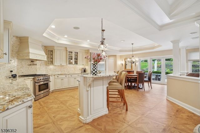 4 Sheffield Ct, Livingston Twp., NJ 07039