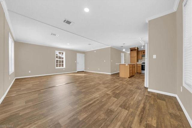 2170 Bahia LN, North Fort Myers, FL 33917