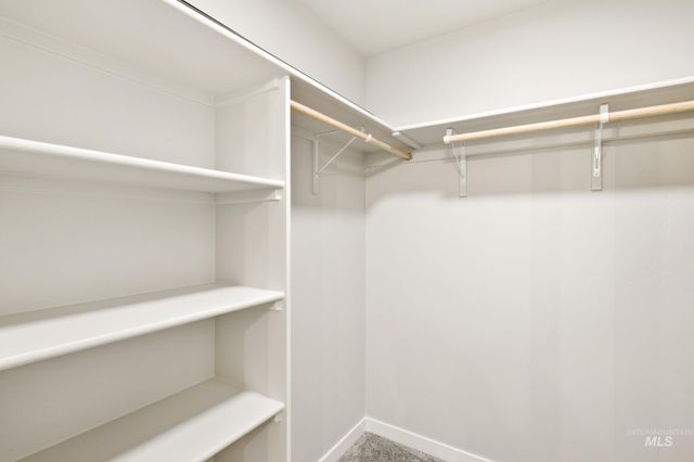 33 S Sweetgrass Ave, Nampa, ID 83651