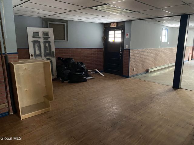 283 E Main Street, Amsterdam, NY 12010