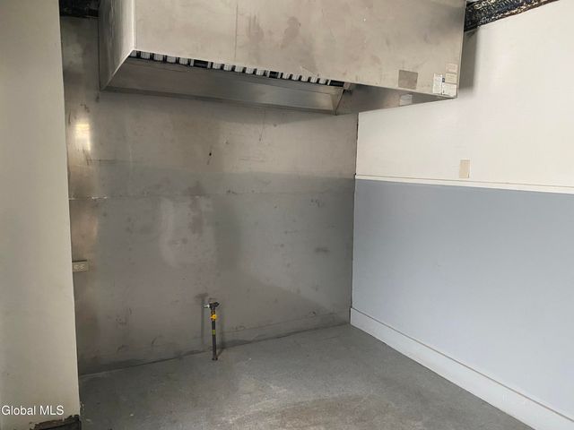 283 E Main Street, Amsterdam, NY 12010