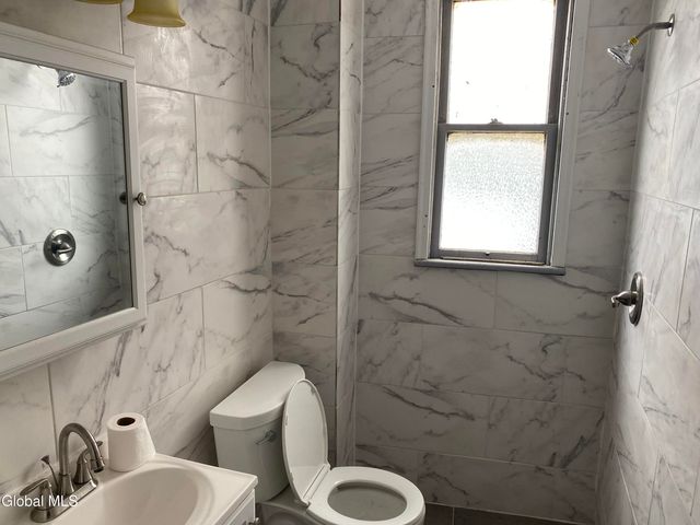 283 E Main Street, Amsterdam, NY 12010