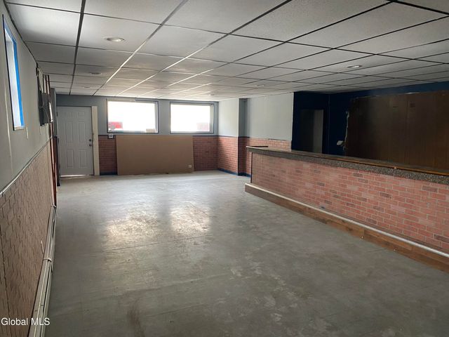 283 E Main Street, Amsterdam, NY 12010