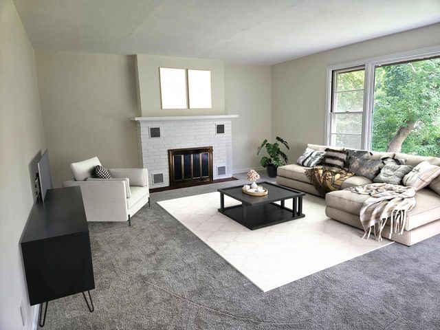 125 Tenny AVENUE, Waukesha, WI 53186