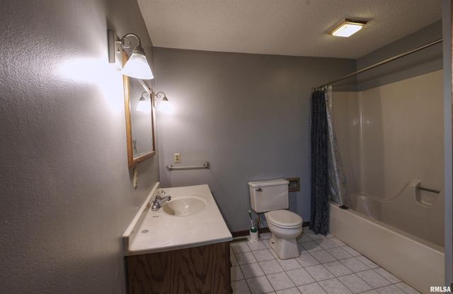 716 TOWER Road, Clinton, IA 52732