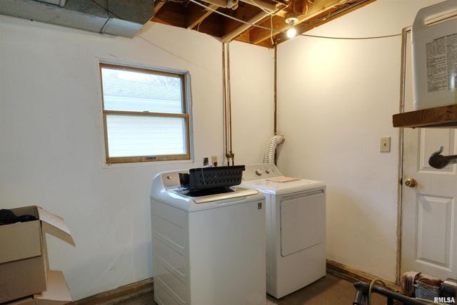 716 TOWER Road, Clinton, IA 52732