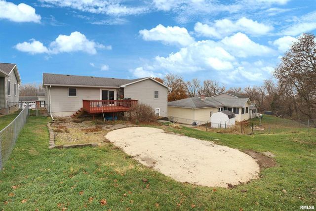 716 TOWER Road, Clinton, IA 52732