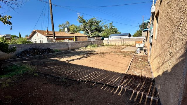 10410 TOWNER Avenue NE, Albuquerque, NM 87112