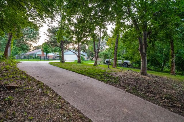 1529 Windchime Drive, Dallas, TX 75224