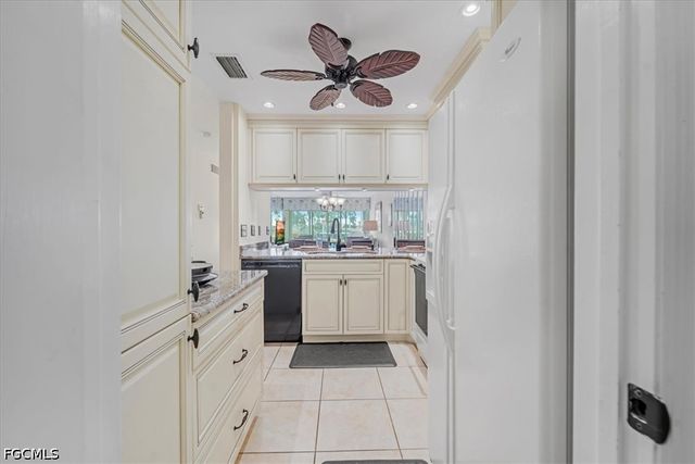 1926 SE 43rd ST 217, Cape Coral, FL 33904