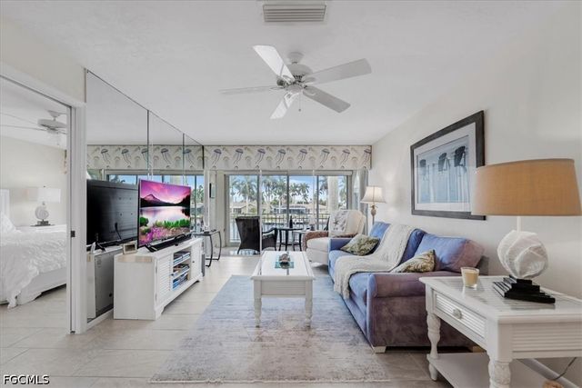 1926 SE 43rd ST 217, Cape Coral, FL 33904