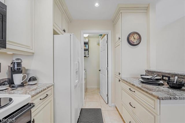 1926 SE 43rd ST 217, Cape Coral, FL 33904