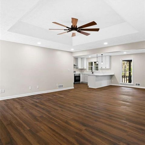 5350 Hearn Road, Ellenwood, GA 30294