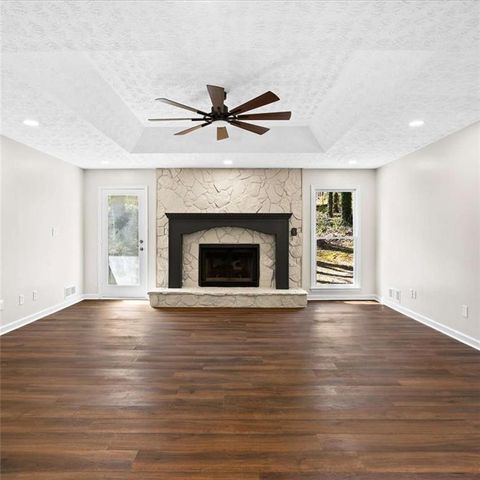 5350 Hearn Road, Ellenwood, GA 30294