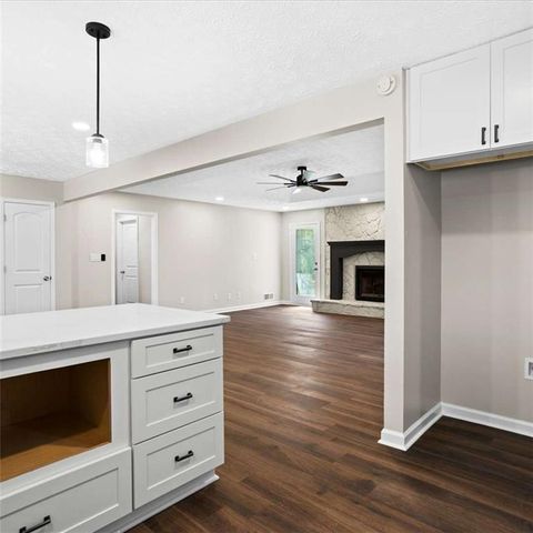 5350 Hearn Road, Ellenwood, GA 30294