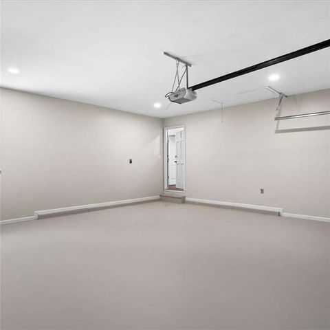 5350 Hearn Road, Ellenwood, GA 30294