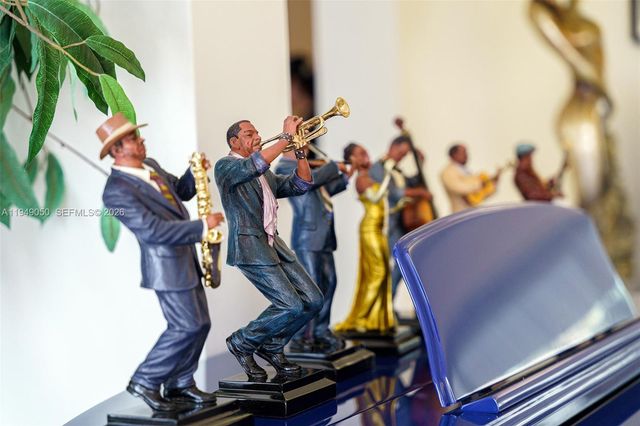 205 Ocean Blvd 0, Golden Beach, FL 33160