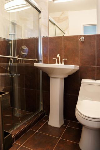 205 Ocean Blvd 0, Golden Beach, FL 33160