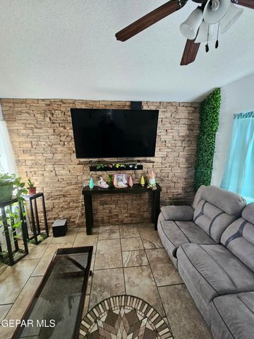 4660 BEACHAM Street, El Paso, TX 79938