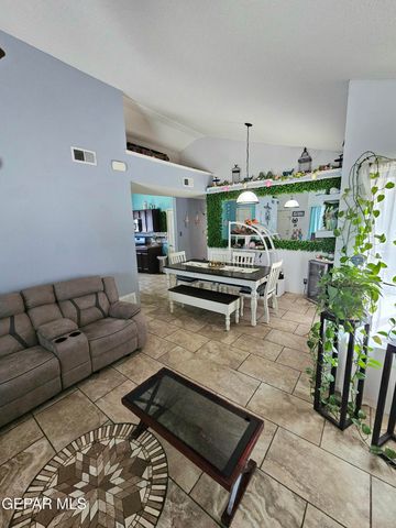 4660 BEACHAM Street, El Paso, TX 79938