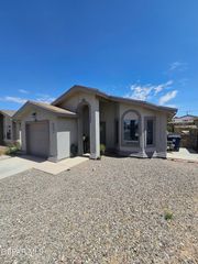 4660 BEACHAM Street, El Paso, TX 79938