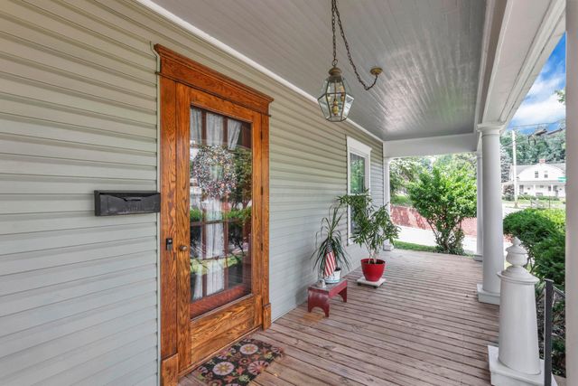 1187 N Columbus Street, Lancaster, OH 43130