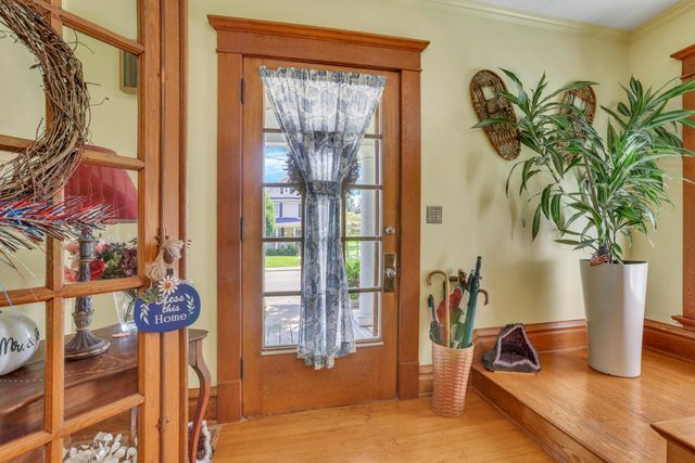 1187 N Columbus Street, Lancaster, OH 43130