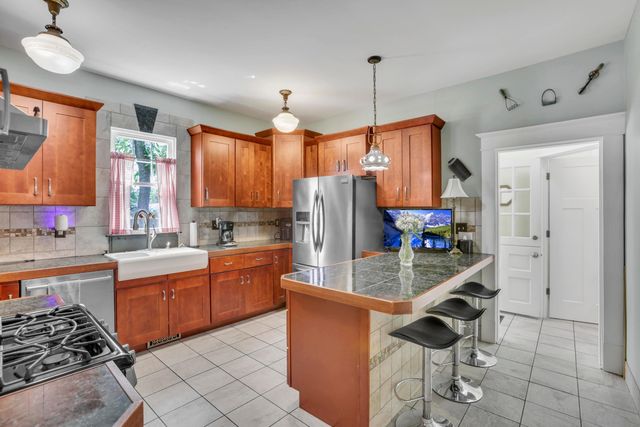 1187 N Columbus Street, Lancaster, OH 43130
