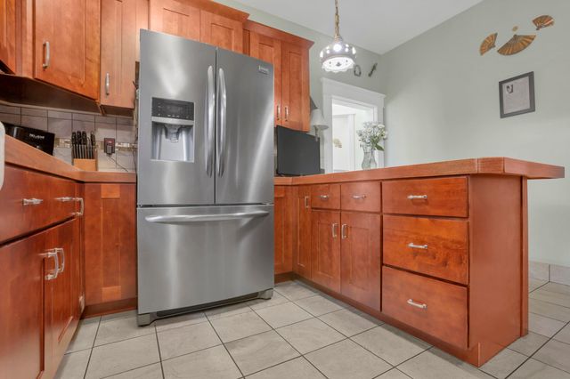 1187 N Columbus Street, Lancaster, OH 43130
