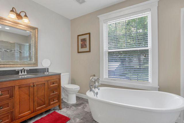 1187 N Columbus Street, Lancaster, OH 43130