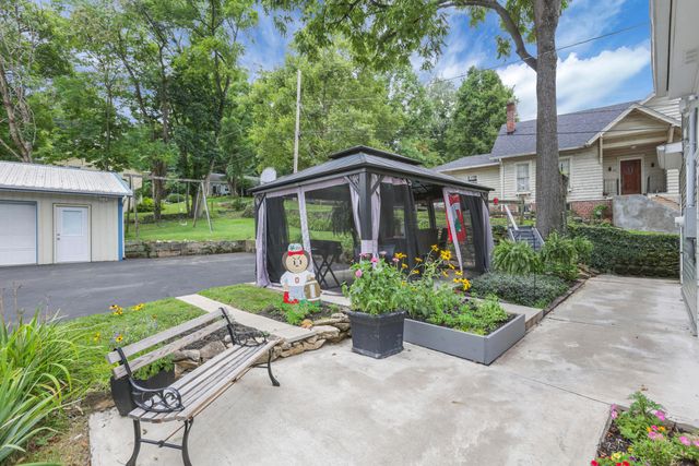 1187 N Columbus Street, Lancaster, OH 43130