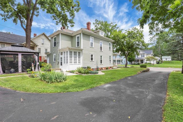 1187 N Columbus Street, Lancaster, OH 43130