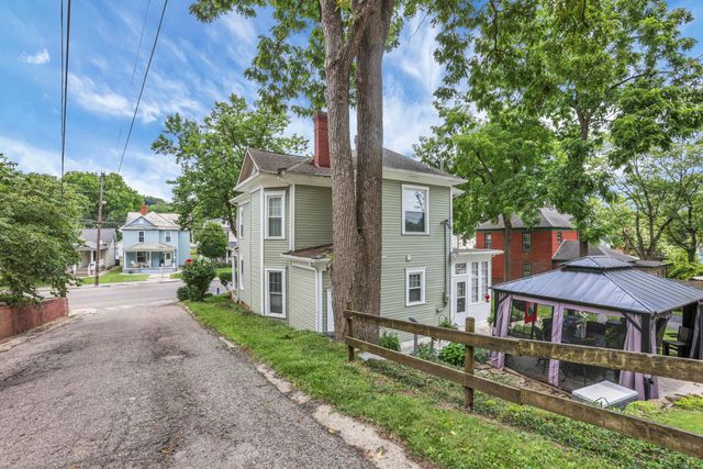 1187 N Columbus Street, Lancaster, OH 43130