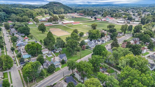 1187 N Columbus Street, Lancaster, OH 43130