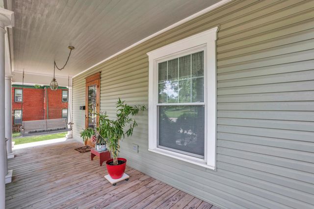 1187 N Columbus Street, Lancaster, OH 43130