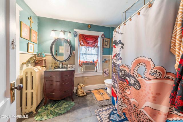 22 Club Place, Freehold, NJ 07728
