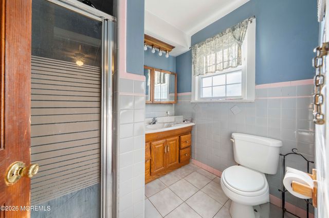 22 Club Place, Freehold, NJ 07728
