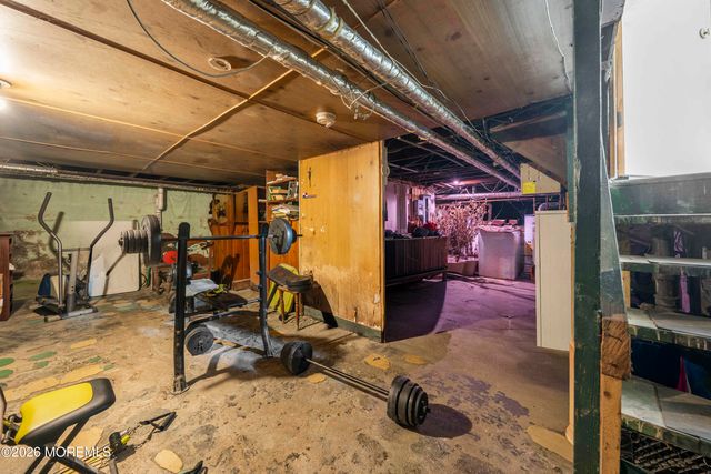 22 Club Place, Freehold, NJ 07728