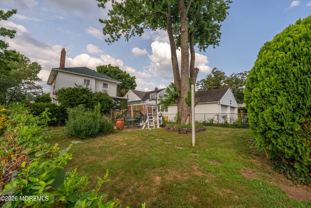 22 Club Place, Freehold, NJ 07728