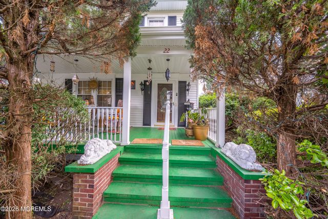 22 Club Place, Freehold, NJ 07728