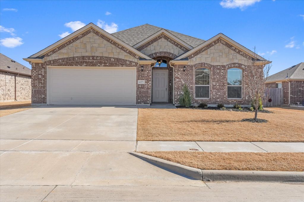 4021 High Plains Drive, Sanger, TX 76266