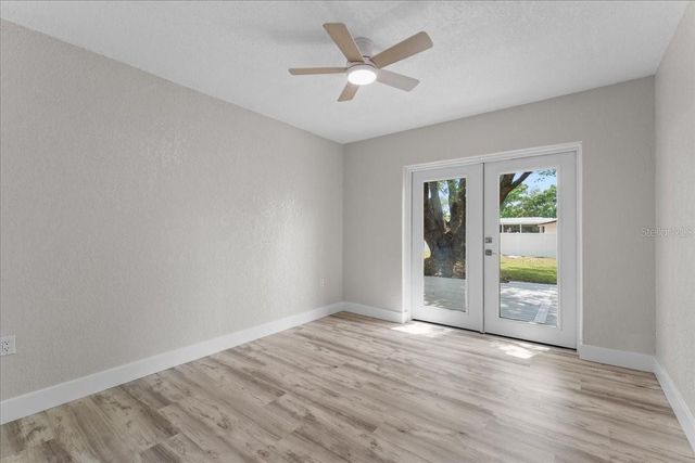 2530 W DIANA STREET, Tampa, FL 33614