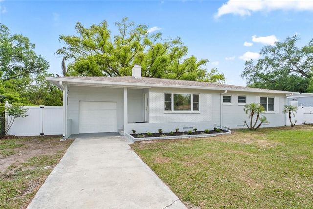 2530 W DIANA STREET, Tampa, FL 33614
