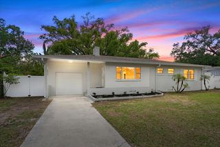 2530 W DIANA STREET, Tampa, FL 33614