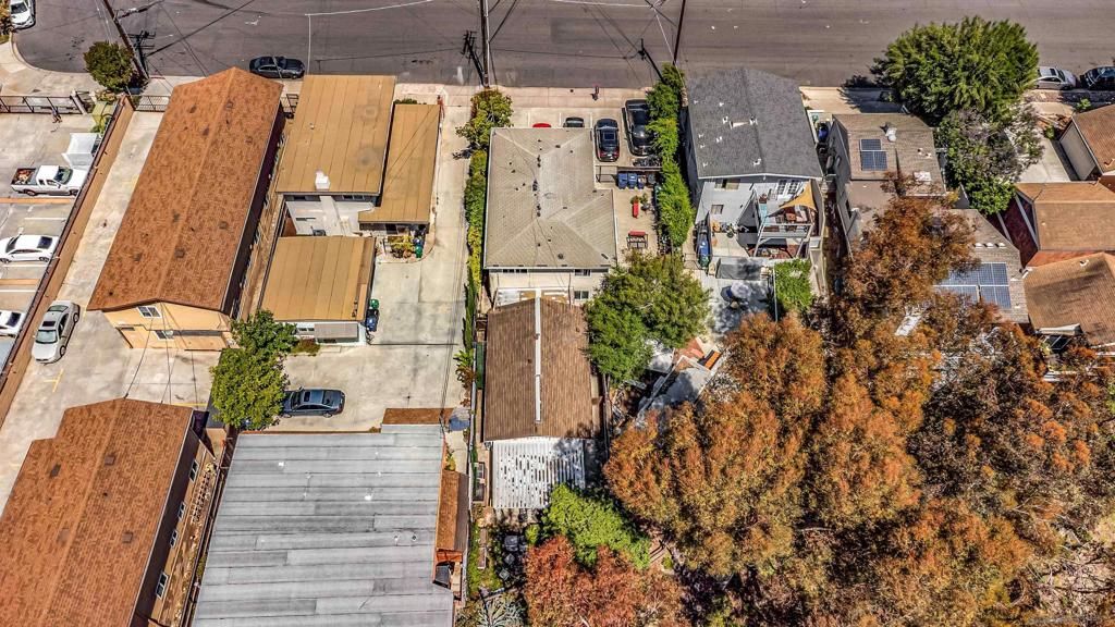 Image 26 of property listing at 4768 Arizona St, San Diego, CA 92116