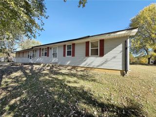 407 S Buffalo Street, Holden, MO 64040